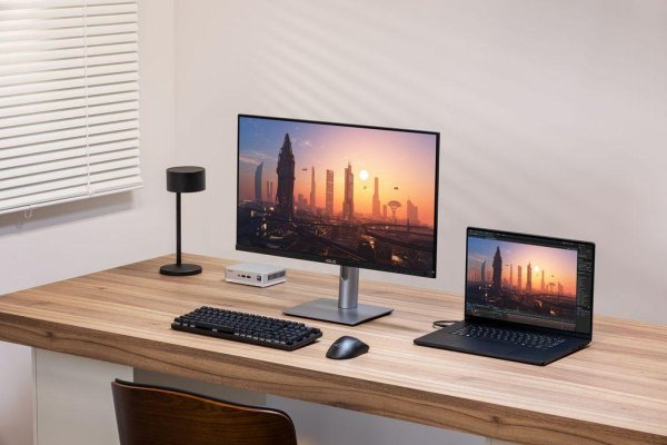 明道配资 华硕 8 月发售 32 英寸6K ProArt PA32QCV显示器